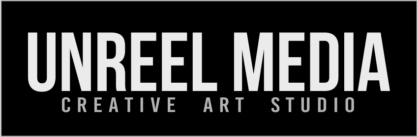 UNREEL MEDIA sigla logo scris alb pe fundal inchis